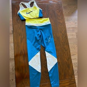 Nike workout set size small